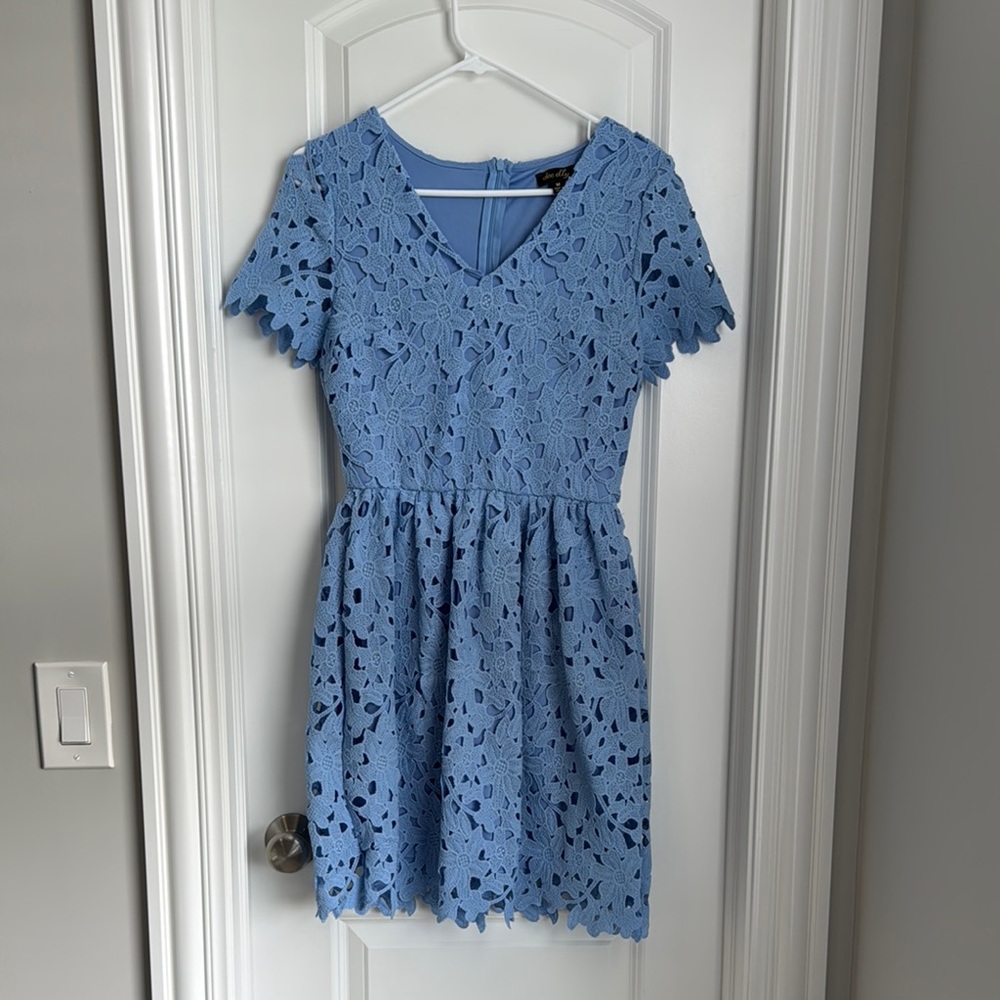 Dee Elly light blue lace dress, size medium